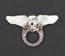 Sunglass Holder Pin Winged Winchester 500